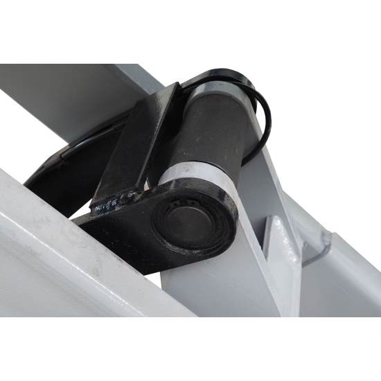 PODNOŚNIK NOŻYCOWY 5T 400V PN500N POD GEOMETRIĘ – Z SZARPAKIEM I DŹWIGNIKIEM OSI