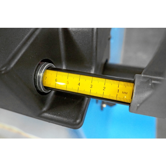 WYWAŻARKA DO KÓŁ KOMPUTEROWA 230V WB620 Z MONITOREM LCD – LASER I SONAR