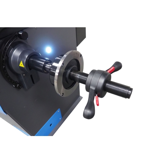 WYWAŻARKA DO KÓŁ KOMPUTEROWA 230V WB700 – LASER, SONAR I AUTO-POZYCJONOWANIE