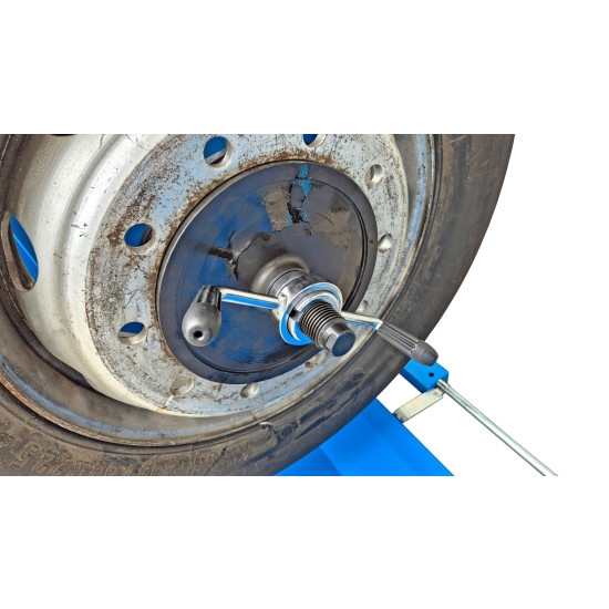 WYWAŻARKA DO KÓŁ CIĘŻAROWYCH 230V WC2124 – Z PNEUMATYCZNĄ WINDĄ